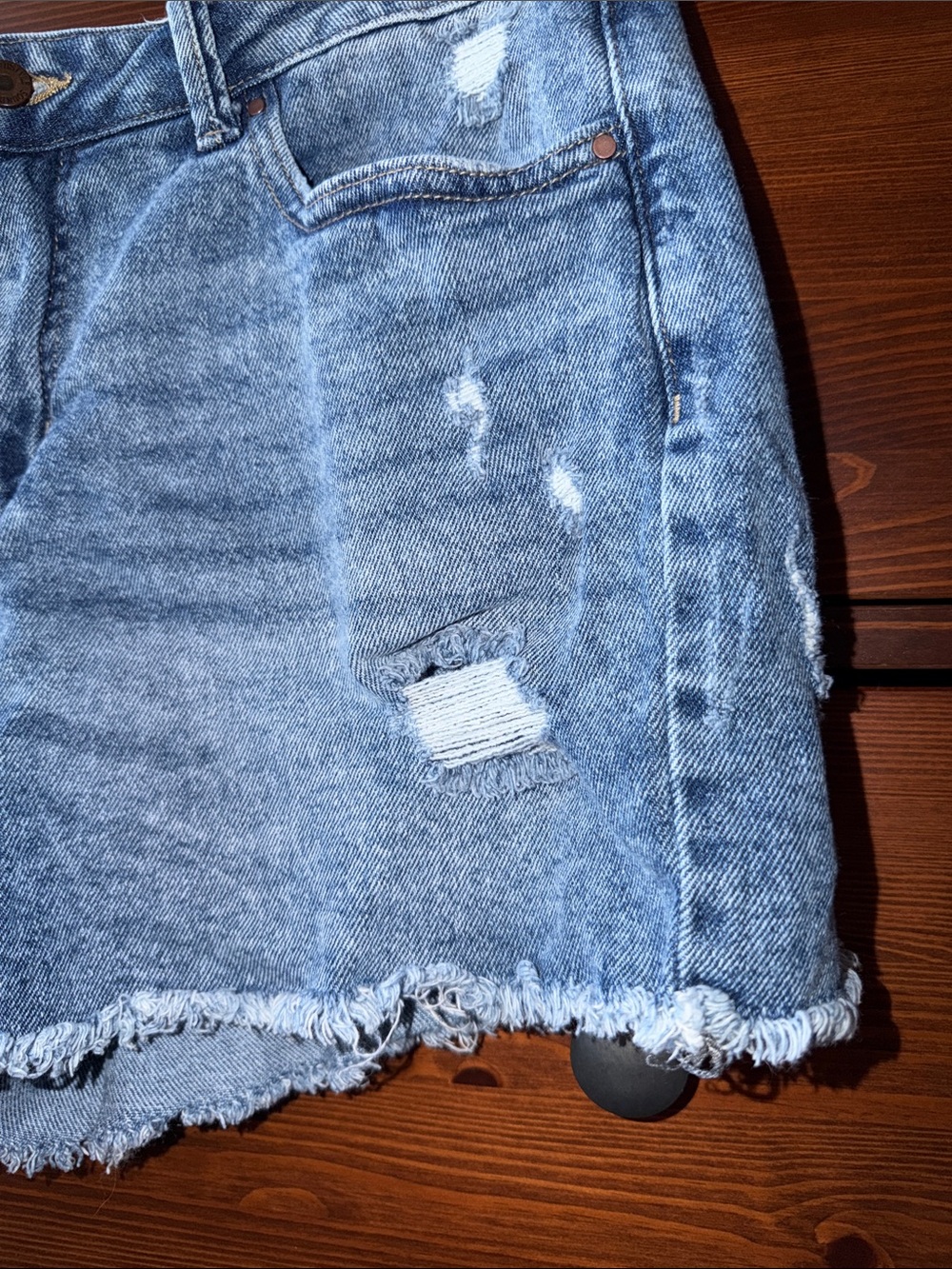 Soundstyle Vintage Stretch Hope High Rise Distressed Denim Shorts - Picture 3 of 7